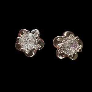 Elegant Silver Flower Stud Earrings